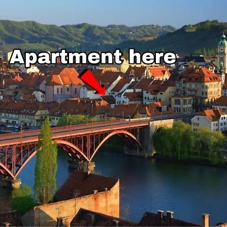 City Center Apartment *